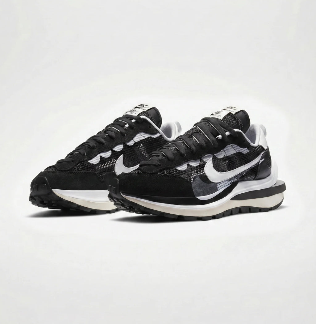 Nk Sacai VaporWaffle "Black/White"