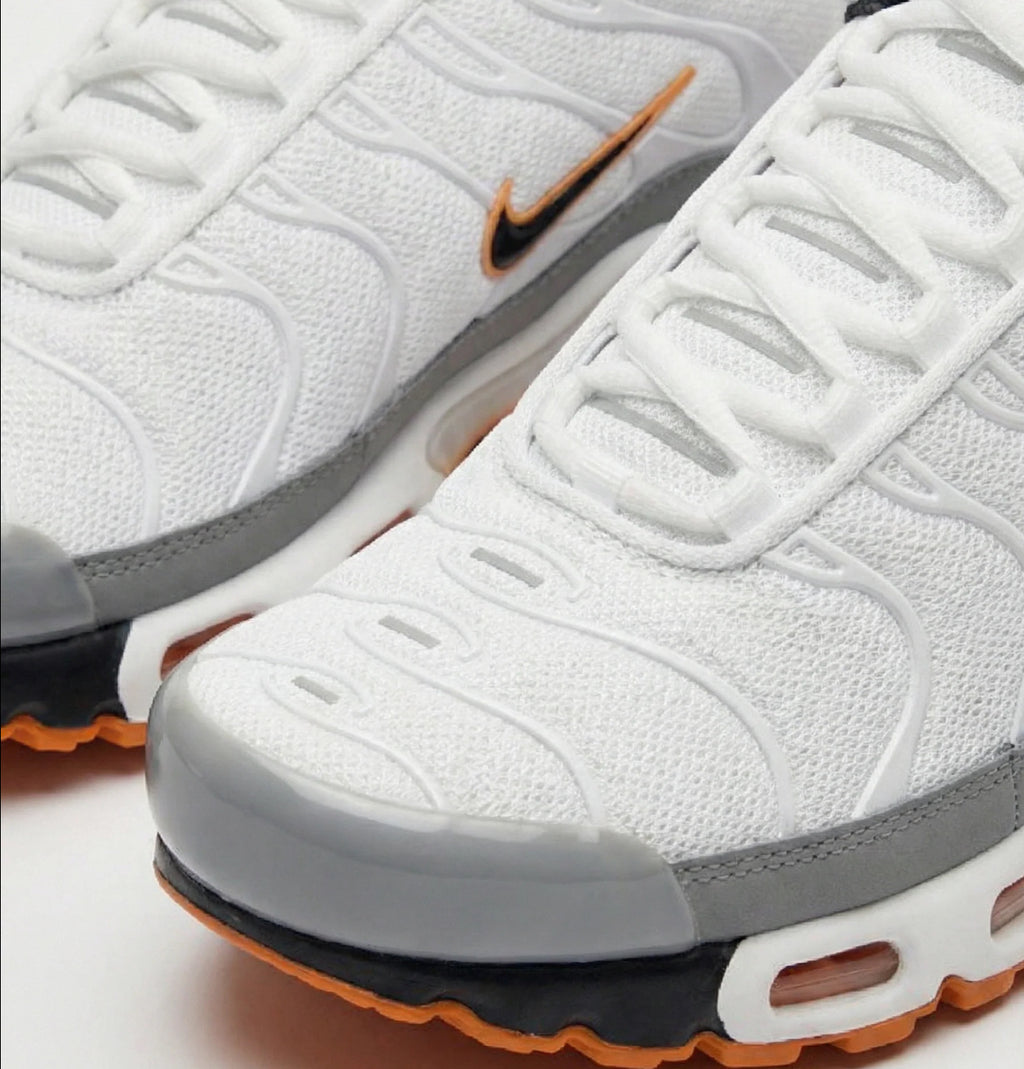 Nk Air Max Plus TN "White/Orange"