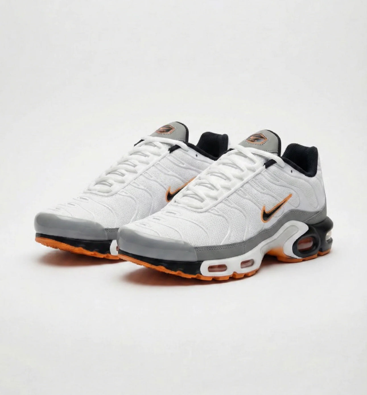 Nk Air Max Plus TN "White/Orange"