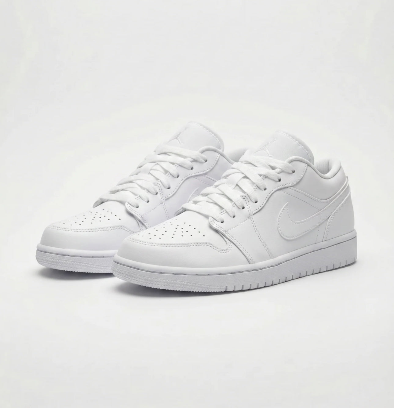 Aj1 Low "Triple White"